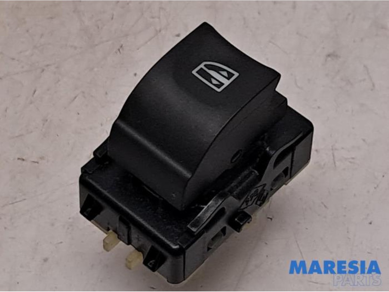 Renault - Captur - Electric window switch