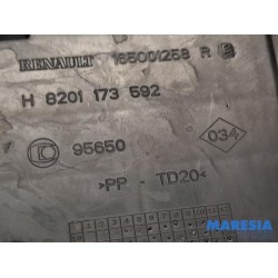 Renault - Clio - Air box