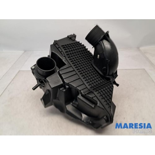 Renault - Clio - Air box