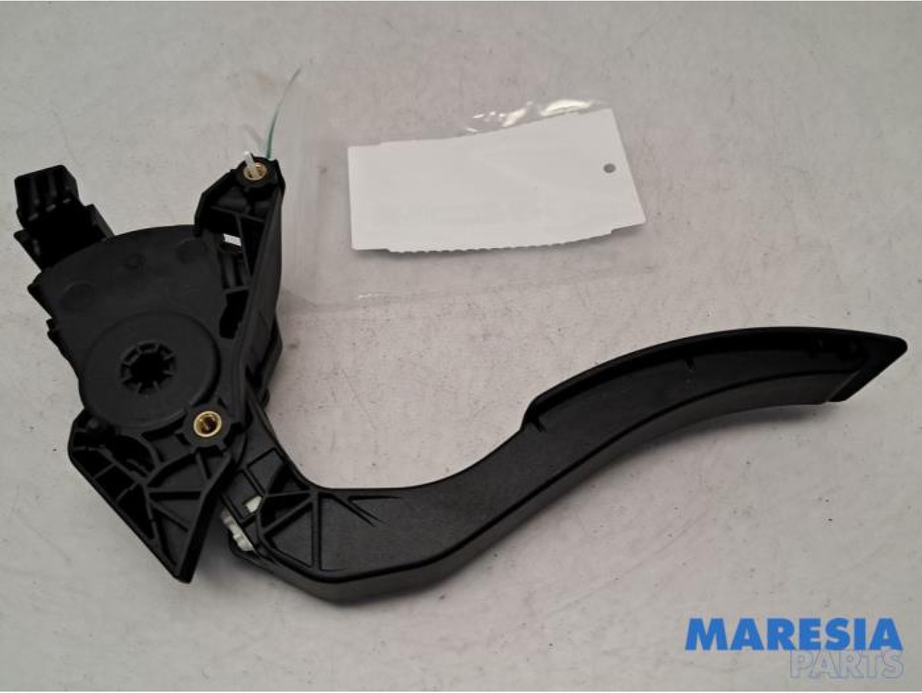 Renault - Captur - Accelerator pedal