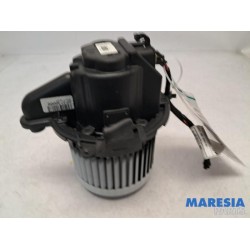 Renault - Captur - Heating and ventilation fan motor