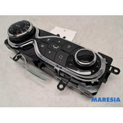 Renault - Captur - Heater control panel