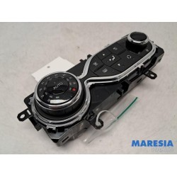 Renault - Captur - Heater control panel