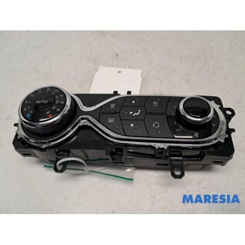 Renault - Captur - Panneau de commandes chauffage