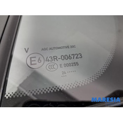 Peugeot - 208 - Vitre triangulaire arrière gauche