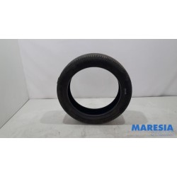 Renault - Scenic - Tyre