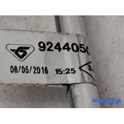 Renault - Clio - Air conditioning line