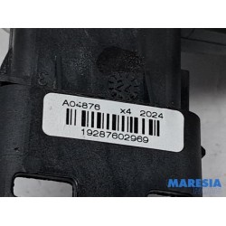 Peugeot - 208 - Rear door lock mechanism 4-door, left