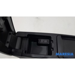 Renault - Scenic - Middle console