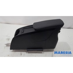 Renault - Scenic - Middle console