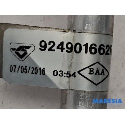 Renault - Clio - Air conditioning line