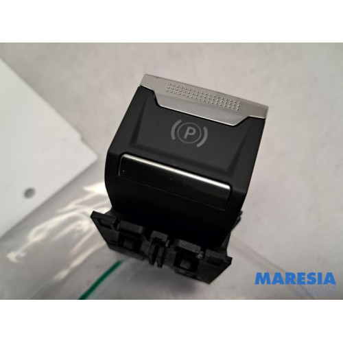 Peugeot - 208 - Parking brake switch