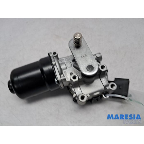 Peugeot - 208 - Front wiper motor