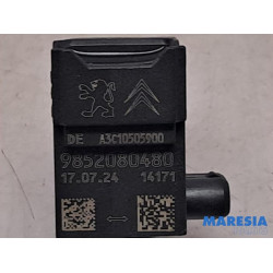 Peugeot - 208 - Airbag sensor