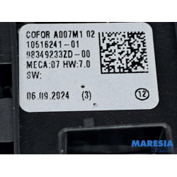 Peugeot - 208 - Multi-functional window switch