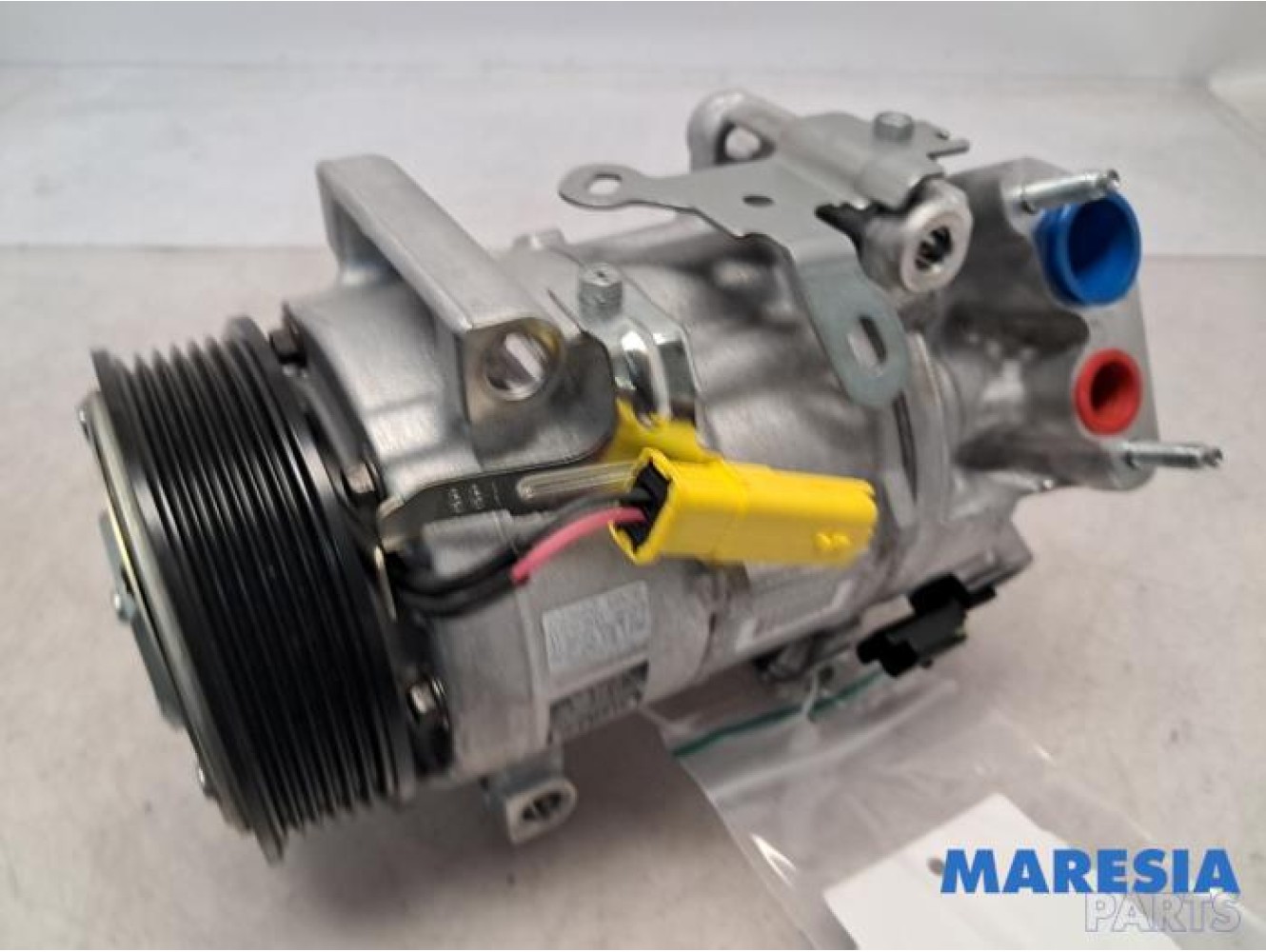 Peugeot - 208 - Air conditioning pump