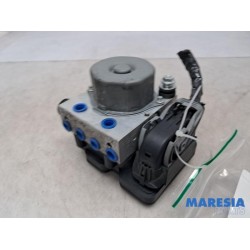 Renault - Clio - ABS pump