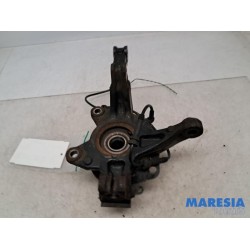 Renault - Clio - Knuckle, front right