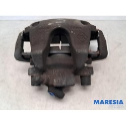 Renault - Clio - Front brake calliper, left