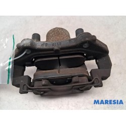 Renault - Clio - Front brake calliper, left