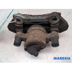 Renault - Clio - Front brake calliper, right