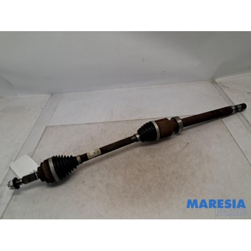Renault - Clio - Front drive shaft, right