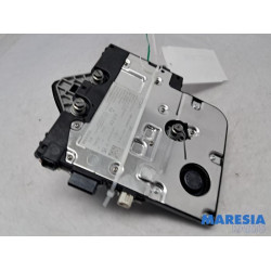 Peugeot - 208 - Antenna