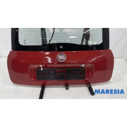 Fiat - Panda - Tailgate