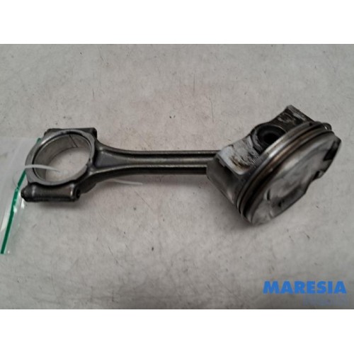 Peugeot - 208 - Connecting rod