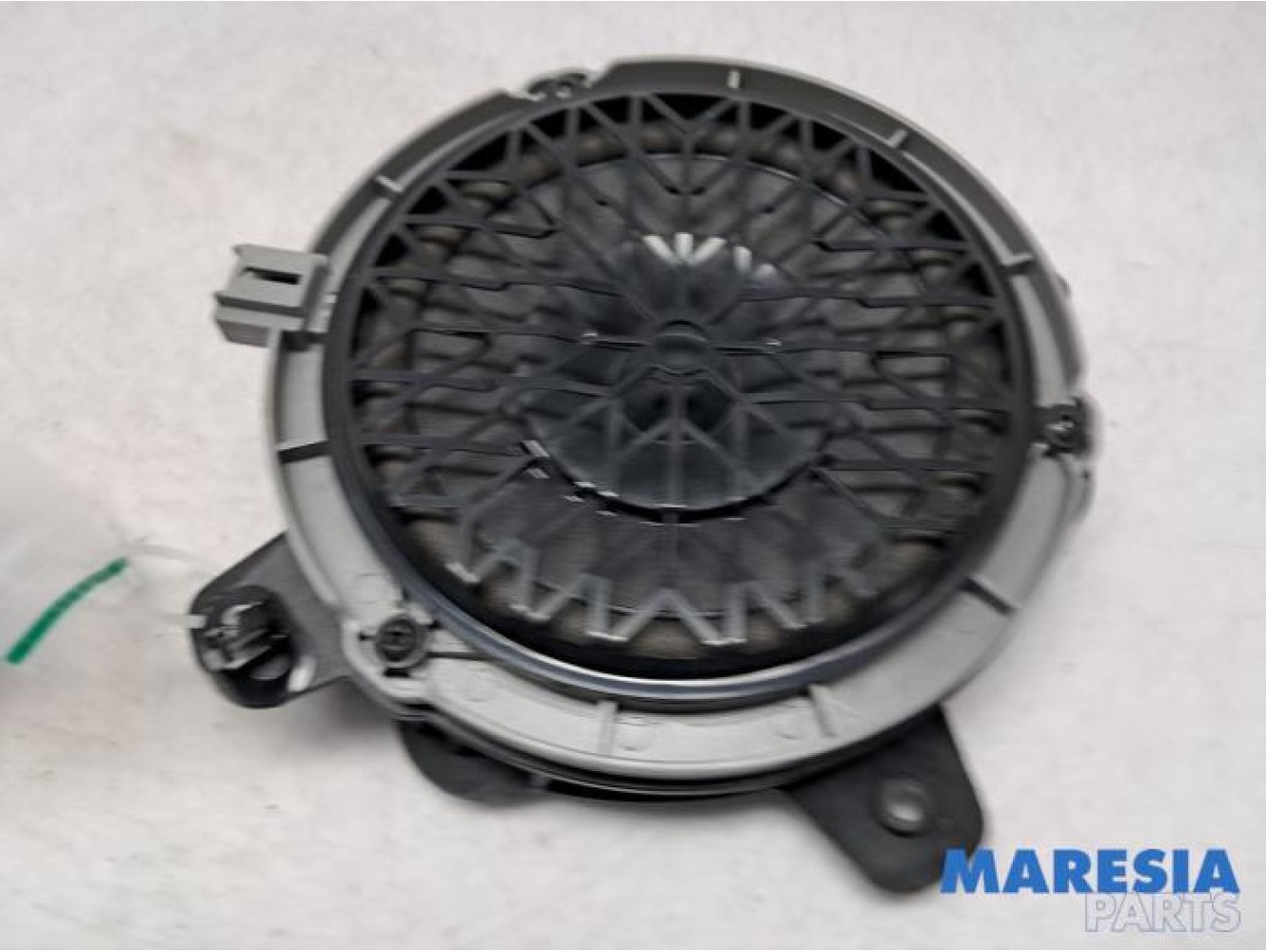 Peugeot - 208 - Speaker