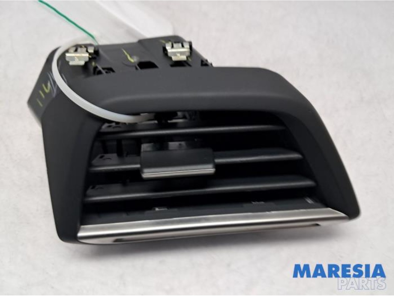 Peugeot - 208 - Dashboard vent