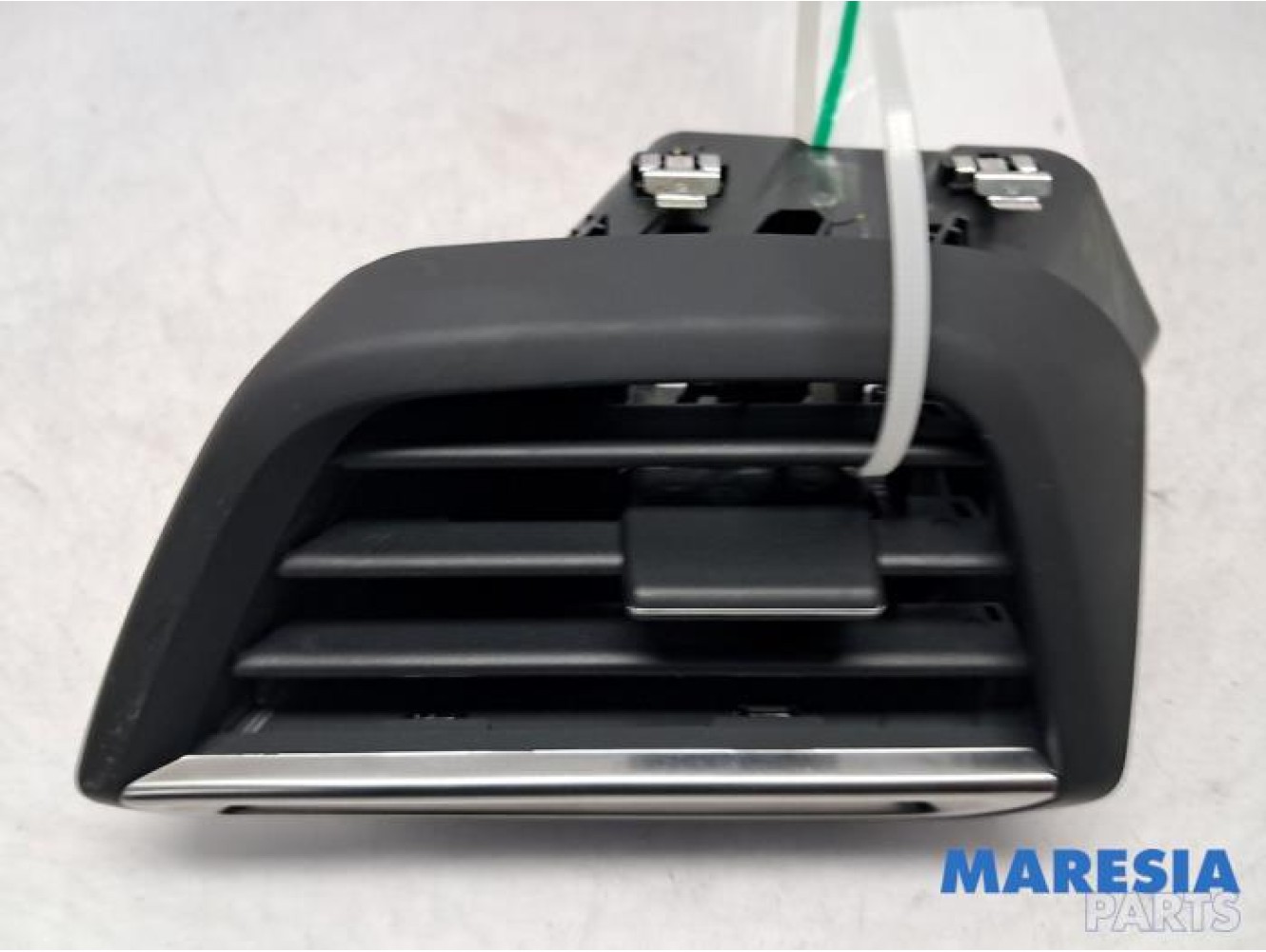 Peugeot - 208 - Dashboard vent