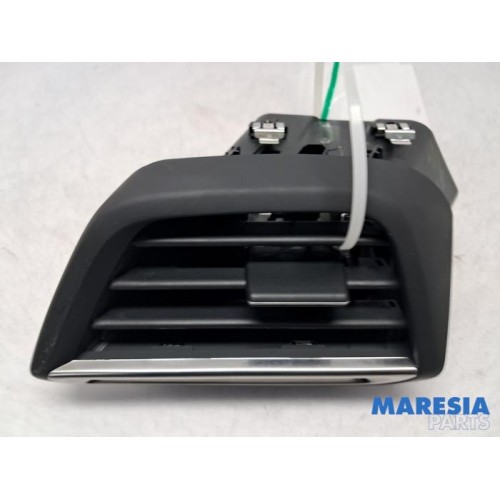 Peugeot - 208 - Dashboard vent