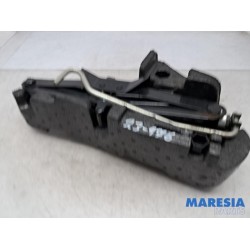 Renault - Megane - Ensemble cric