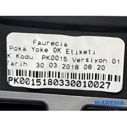 Renault - Clio - Dashboard part