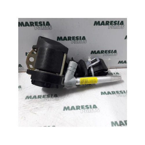 Alfa Romeo - 166 - Front seatbelt, right
