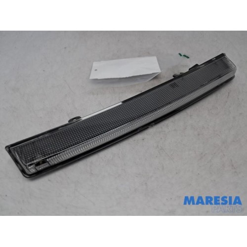 Peugeot - 208 - Third brake light