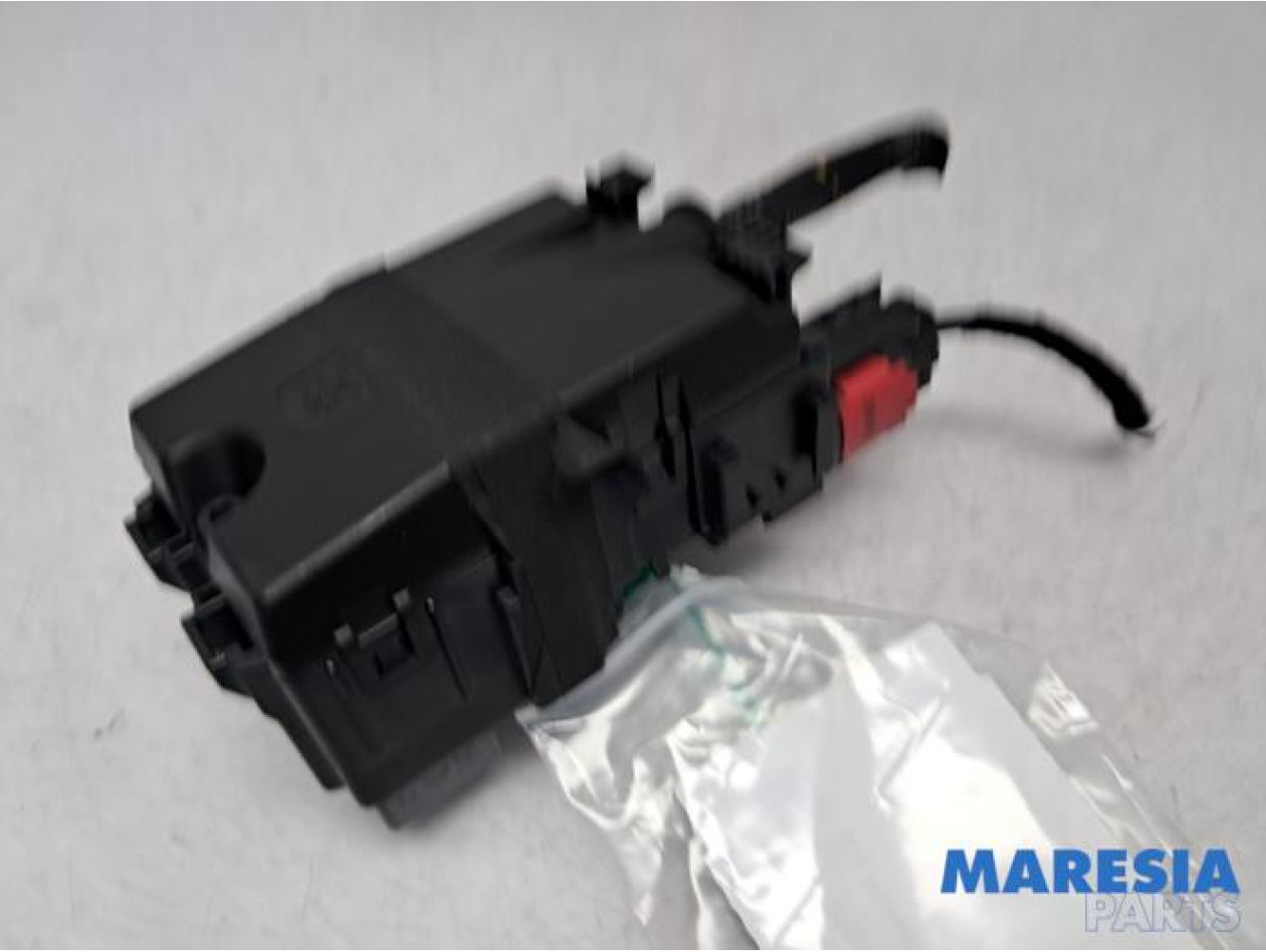 Peugeot - 208 - Fuse box