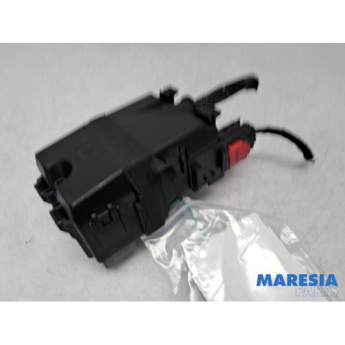 Peugeot - 208 - Fuse box
