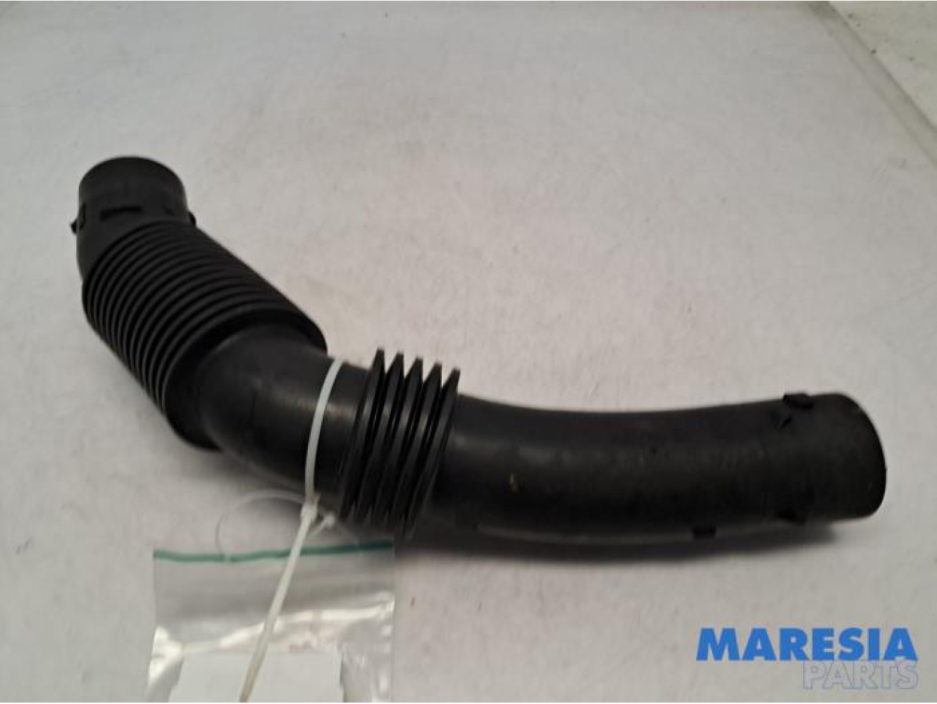 Peugeot - Partner - Air intake hose