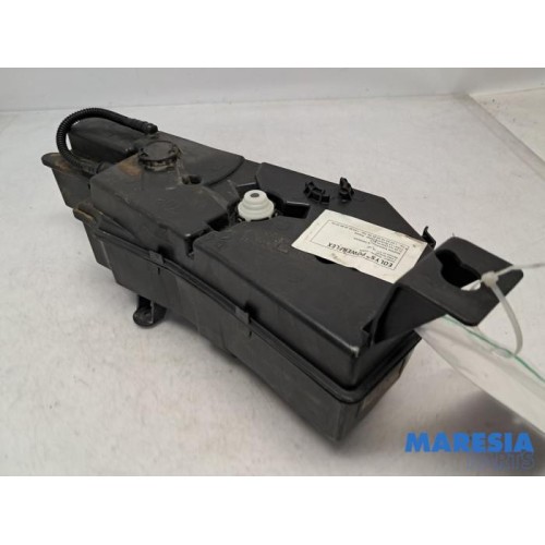 Peugeot - Partner - Additive tank