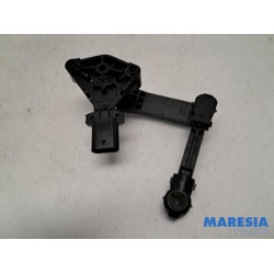 Peugeot - 208 - Xenon height adjustment
