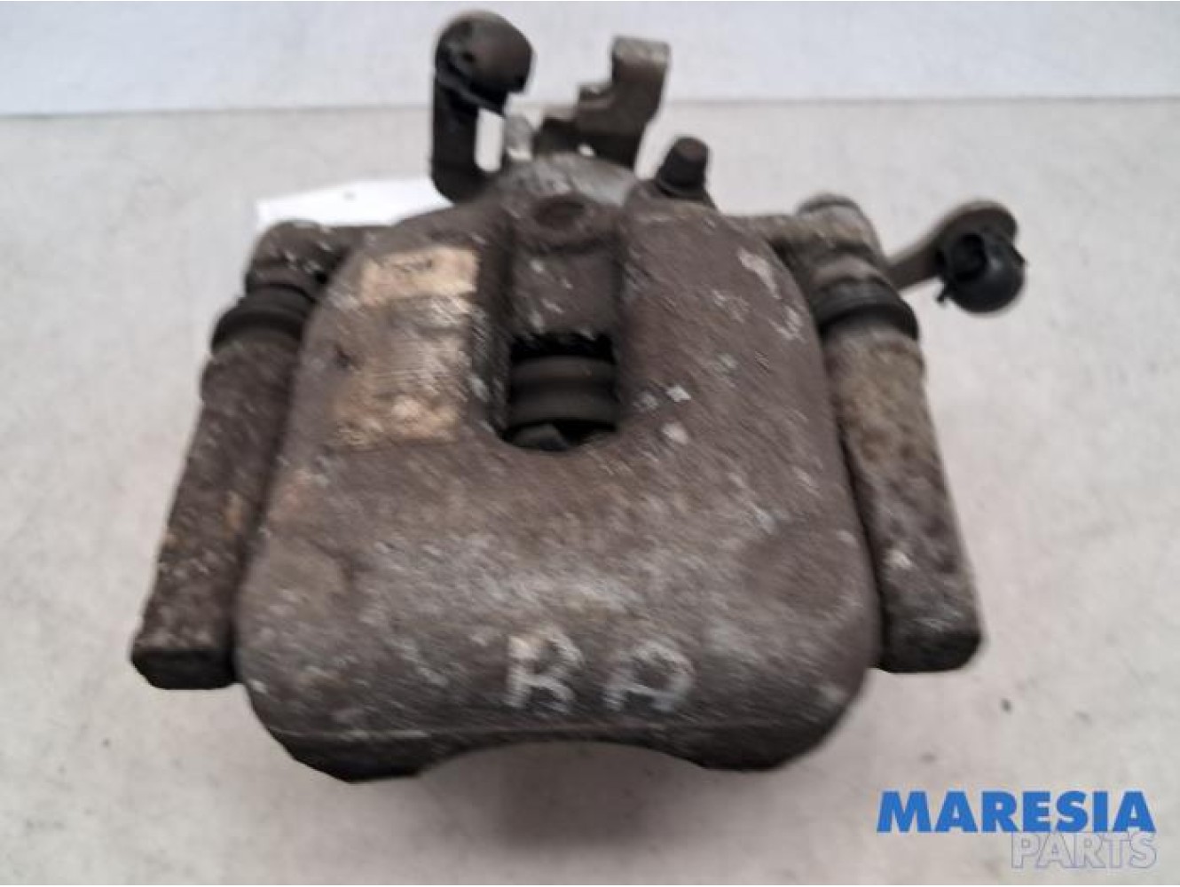 Peugeot - Partner - Rear brake calliper, right