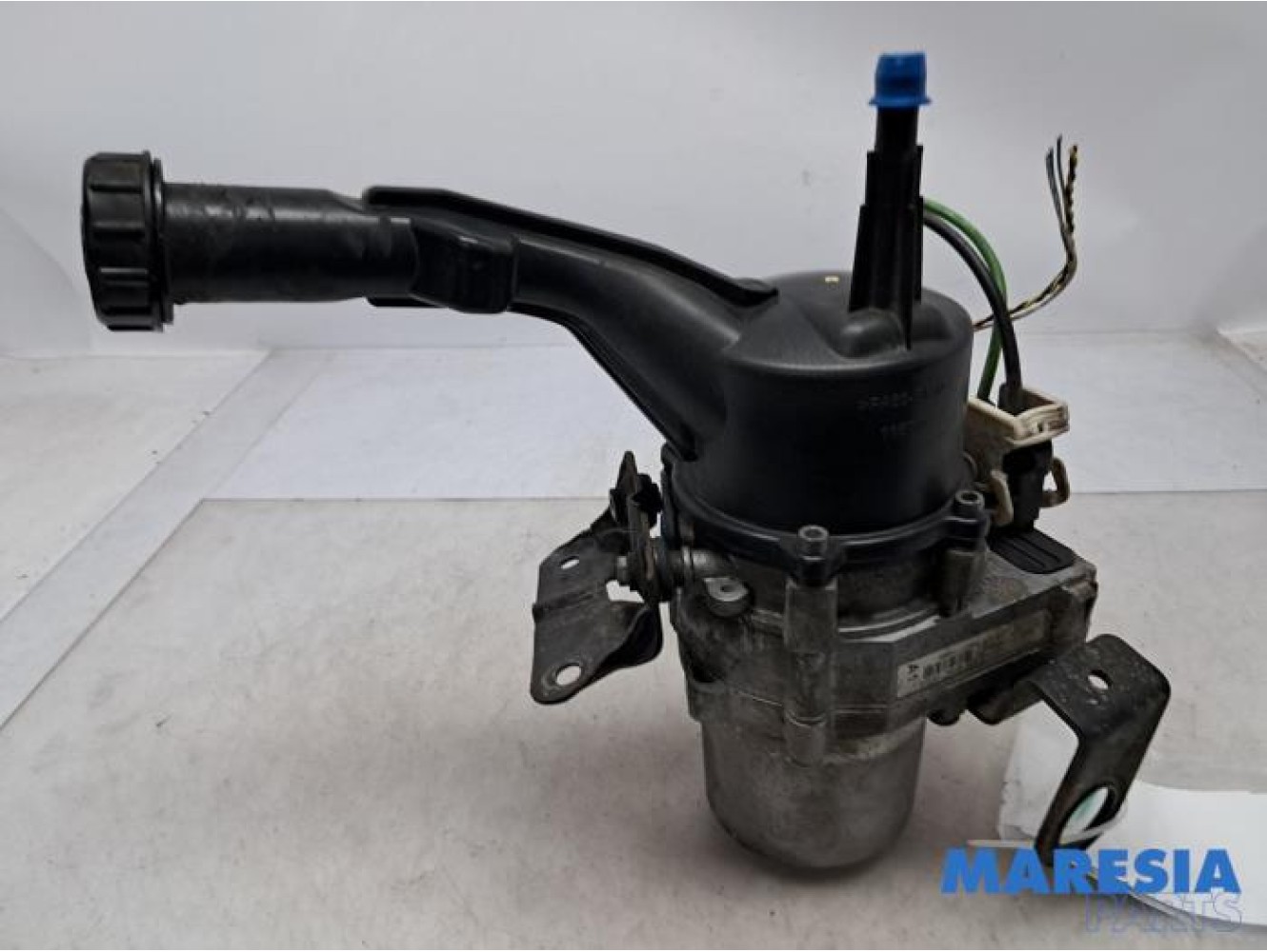 Peugeot - Partner - Power steering pump