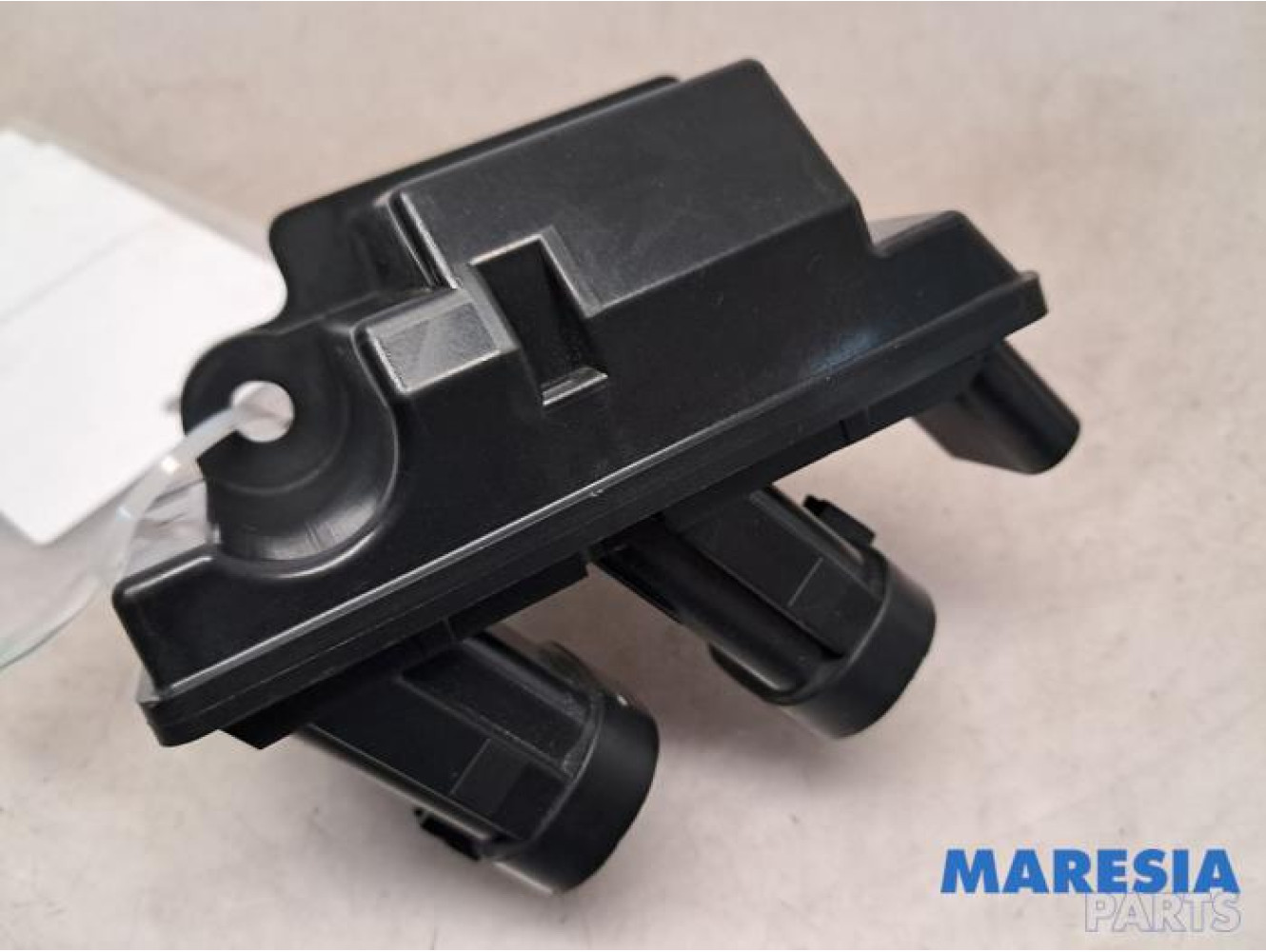 Peugeot - 208 - Cooling fan resistor