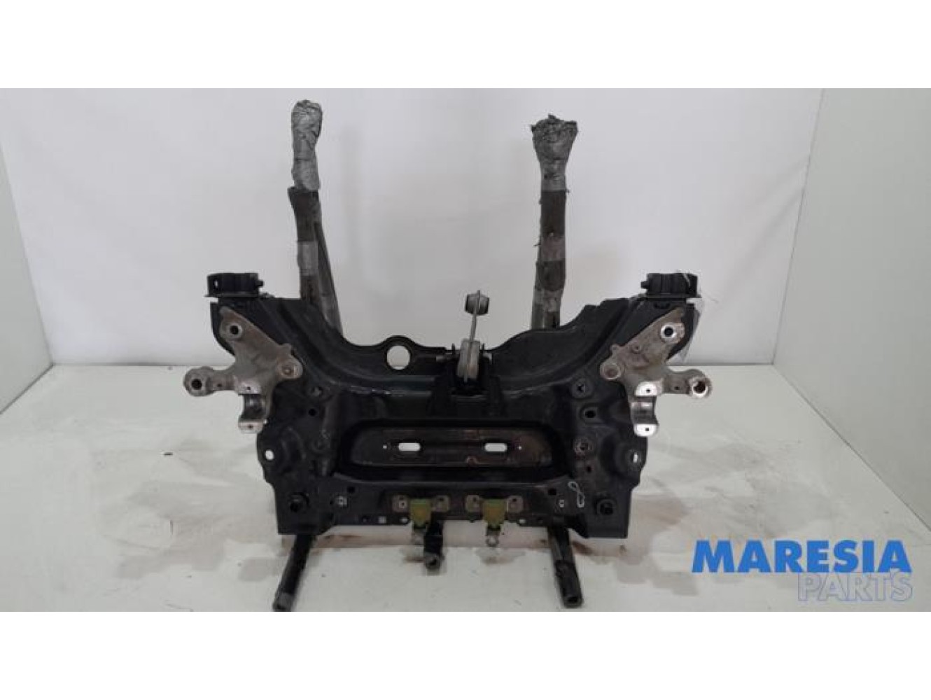 Renault - Scenic - Subframe