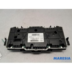 Opel - Vivaro - Instrumentenbrett