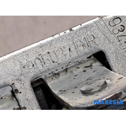 Opel - Vivaro - Tailgate lock mechanism