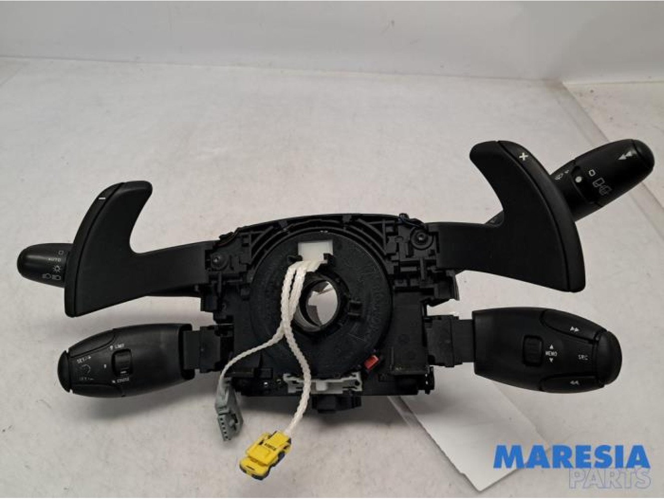 Peugeot - Partner - Steering column stalk