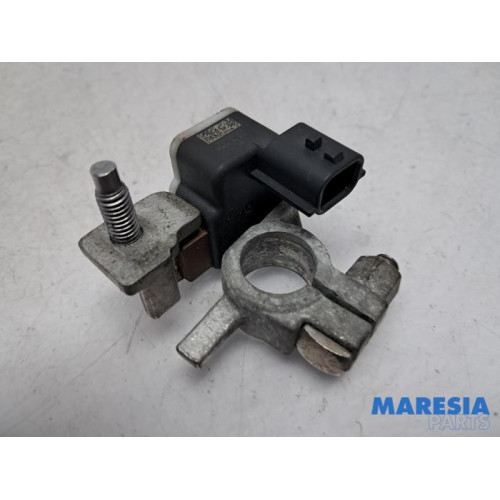 Opel - Vivaro - Battery sensor